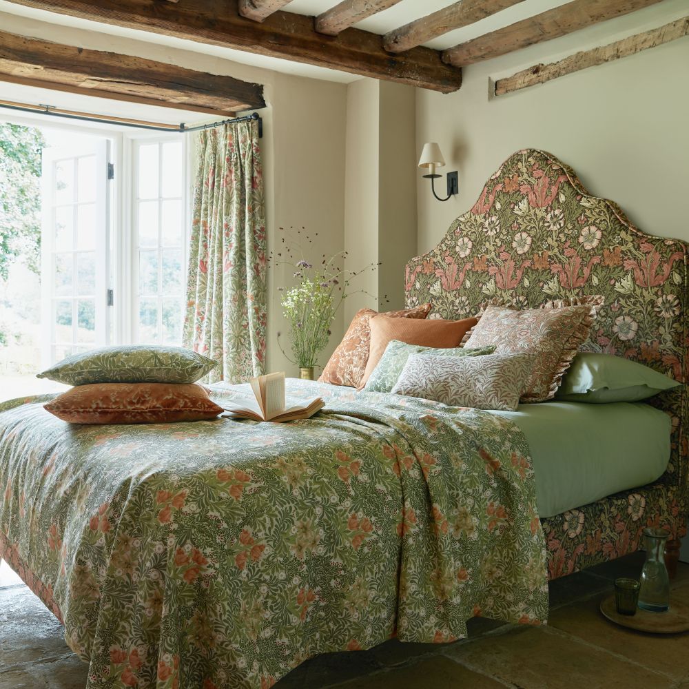 Текстиль William Morris By Ashley Wilde Flora & Foliage Vol 1 BOWER FERN