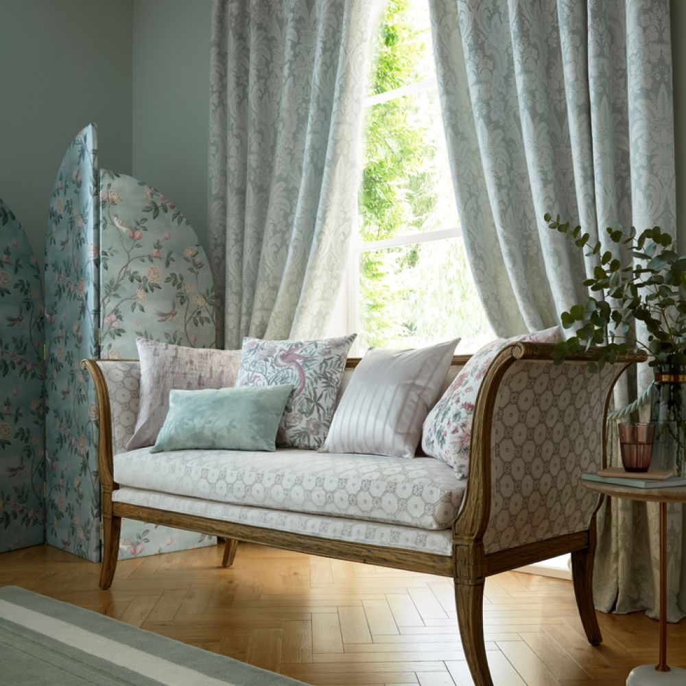 Каталог тканей Laura Ashley Romantic Opulence