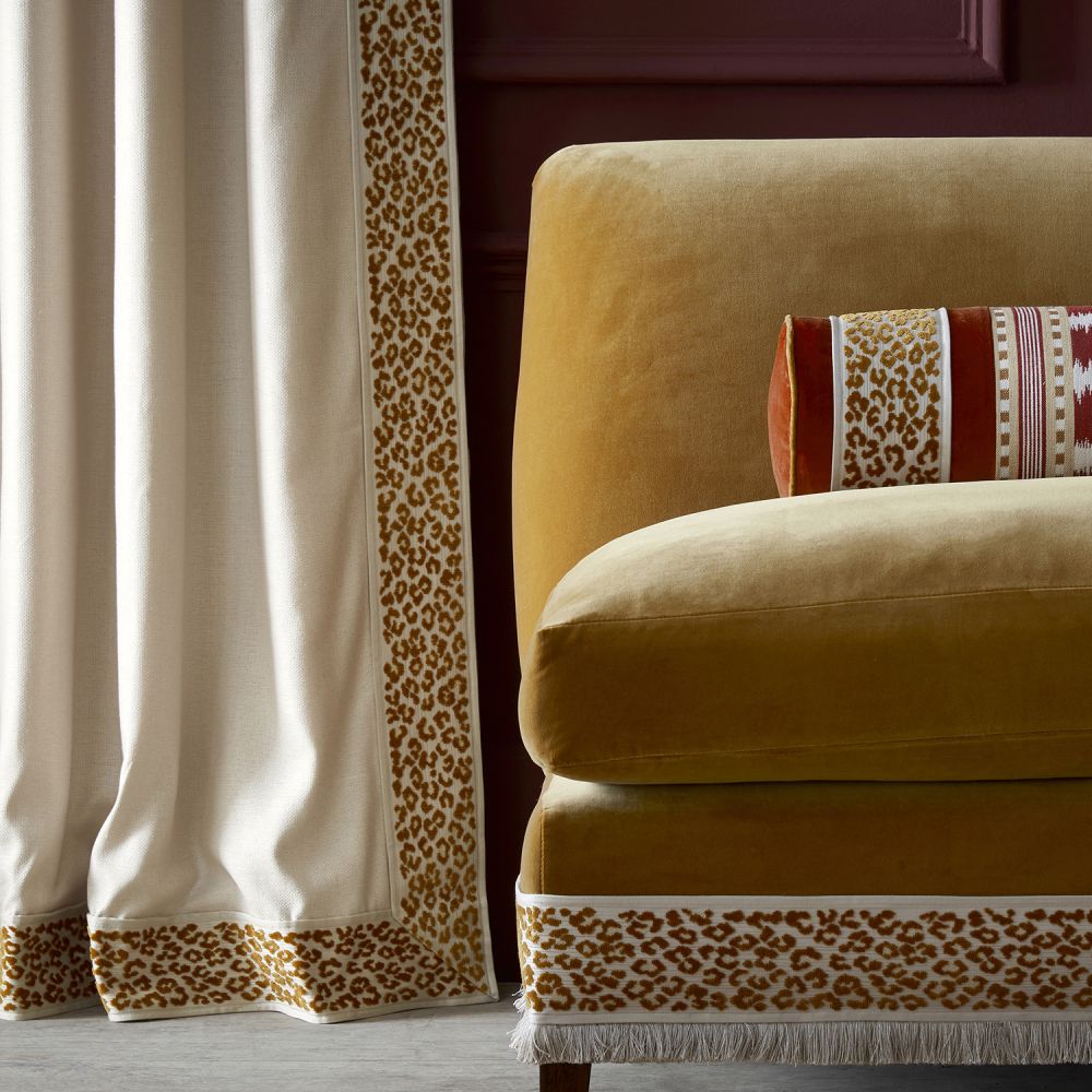 Басонные изделия James Hare Trims 9010/02