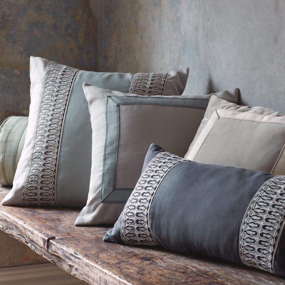 Басонные изделия James Hare Trims 9003/04