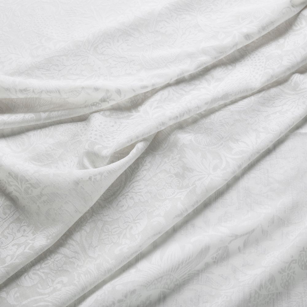 Текстиль William Morris At Home Dovecote Vol 1 STRAWBERRY THIEF SHEER CHALK