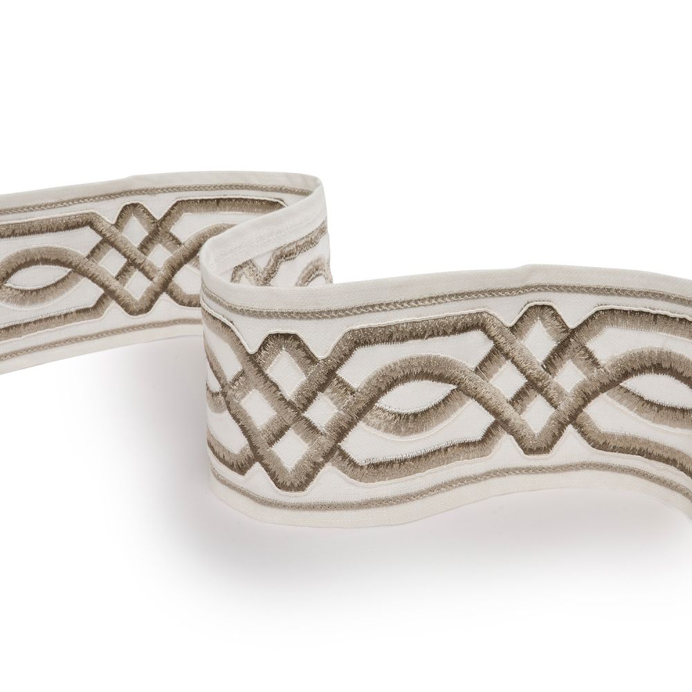 Басонные изделия James Hare Trims 9018