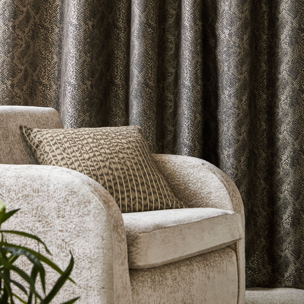 Каталог тканей Kai  Animal Instincts