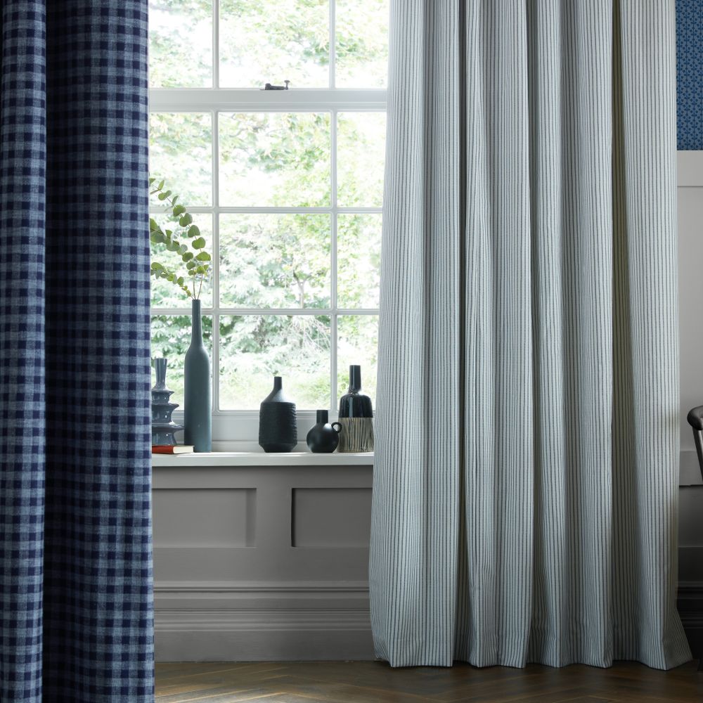 Текстиль Laura Ashley Heritage Inspired Vol 1 GINGHAM FRENCH NAVY