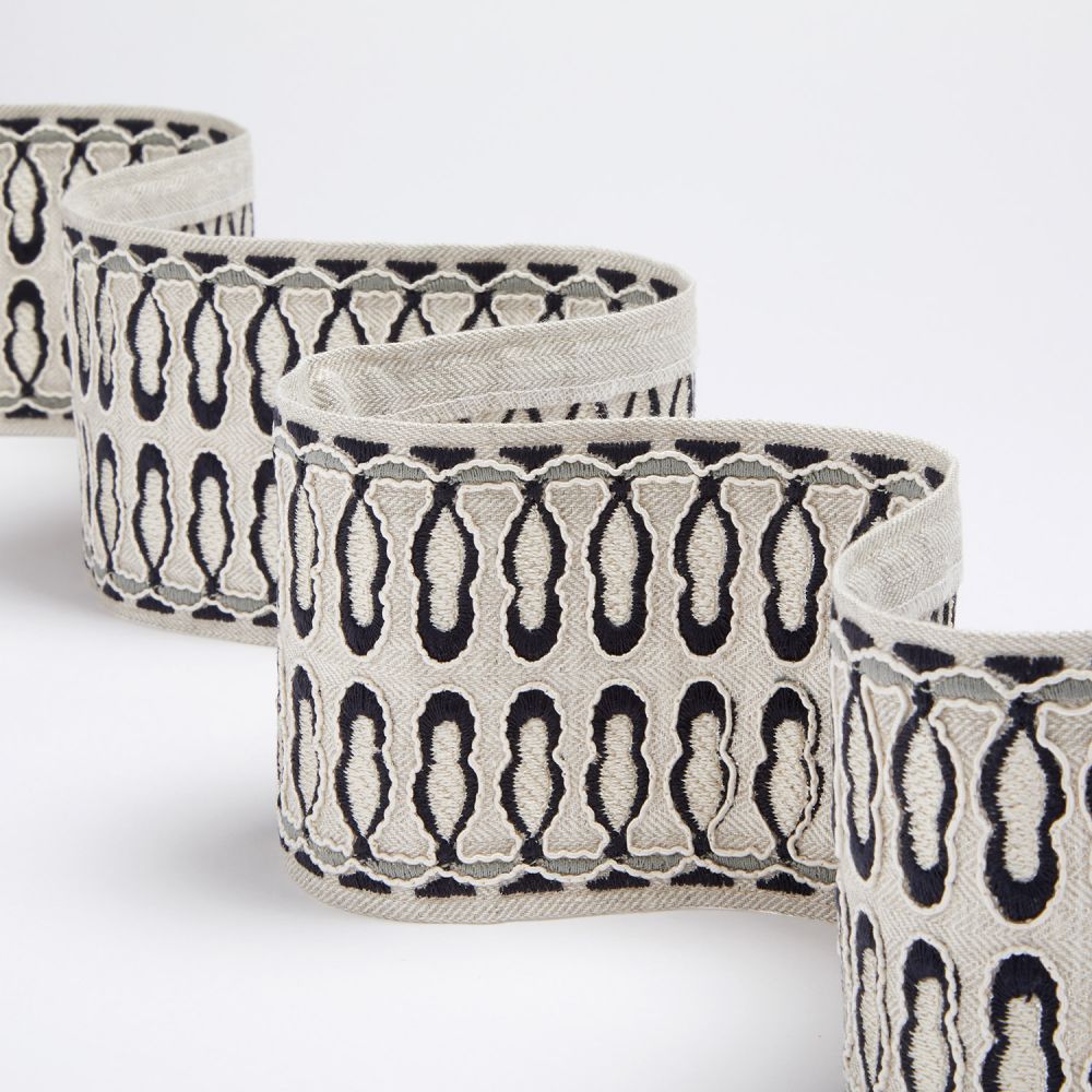 Басонные изделия James Hare Trims 9003/04